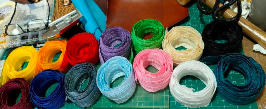 stripes to use in the leather bag
